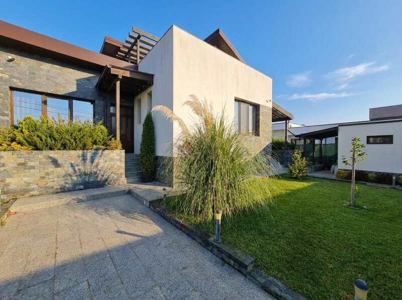 Private Estate Vibes | 1.000 sqm Land | Balotesti